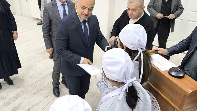 Elazığ'da Çocuklar Arası Yemek Yarışması Düzenlendi