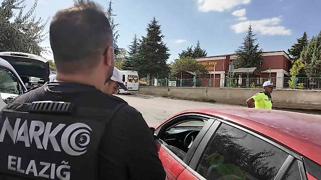 Ehliyetsiz Direksiyon Başına Geçti, 81 Bin TL Ceza Yedi