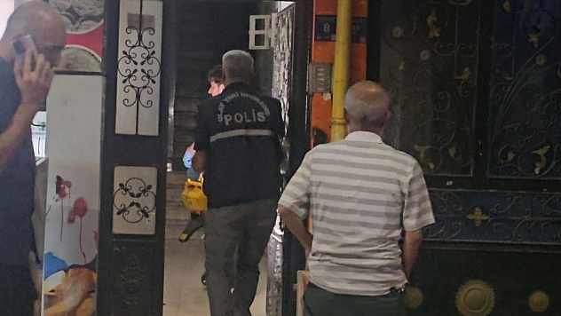 Elazığ'da Evde Dehşet: Silahlı ve Bıçaklı Kavgada 2 Yaralı