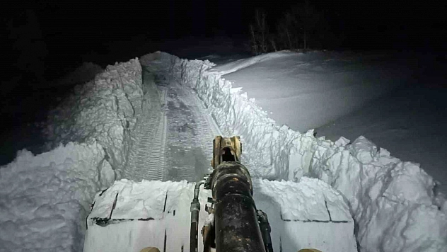 Elazığ'da kapalı olan köy yolları ulaşıma açıldı.