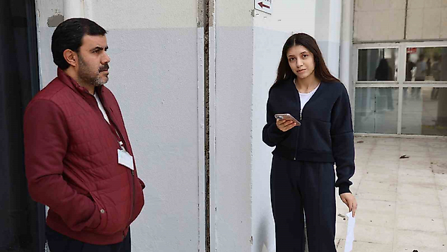 Elazığ'da KPSS Telaşı: Sınava Giremeyen de Oldu, Polisler Yetiştirdi