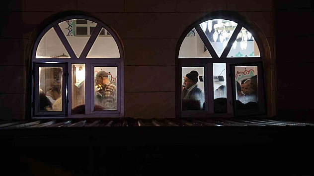 Elazığ'da İlk Teravihte Camilerde Yoğunluk Yaşandı