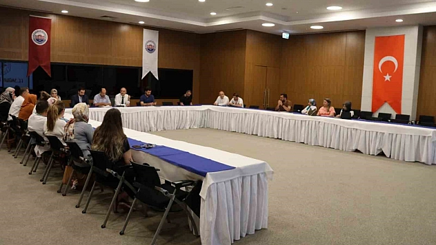Elazığ'da Sağlık Hizmetleri Masaya Yatırıldı