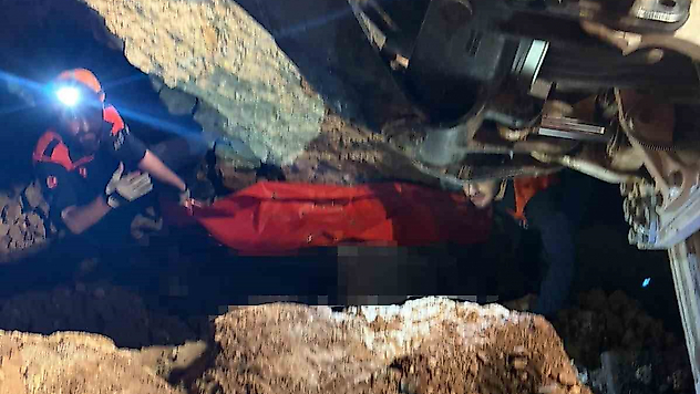 Elazığ'da Su Boru Hattı Çalışmasında Göçük: 1 Ölü
