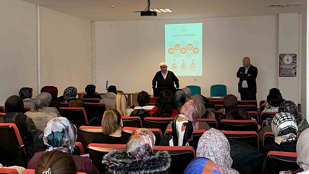 Elazığ'da Sağlık Çalışanlarına Tanı ve Tedavi Eğitimi