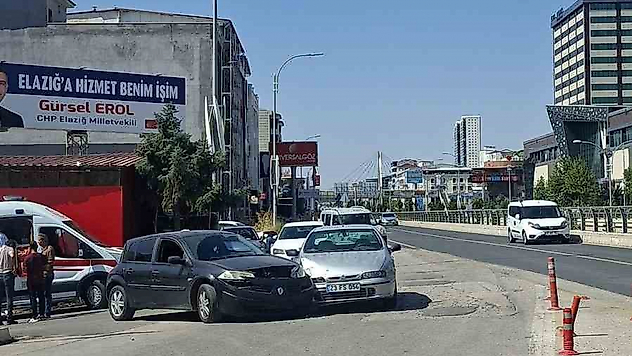 Elazığ'da Korkutan Kaza: 1 Yaralı