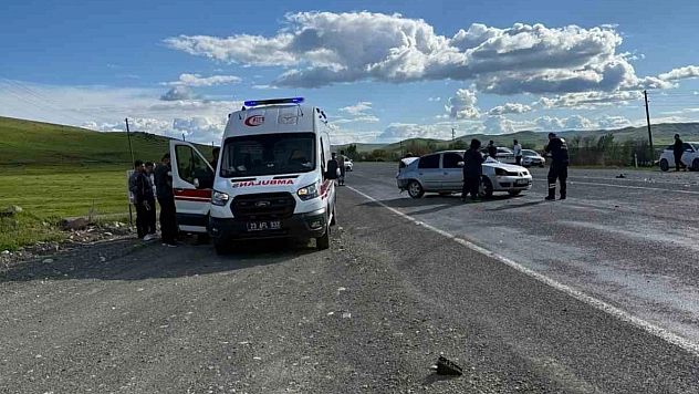 Elazığ'da Trafik Kazasında 3 Yaralı