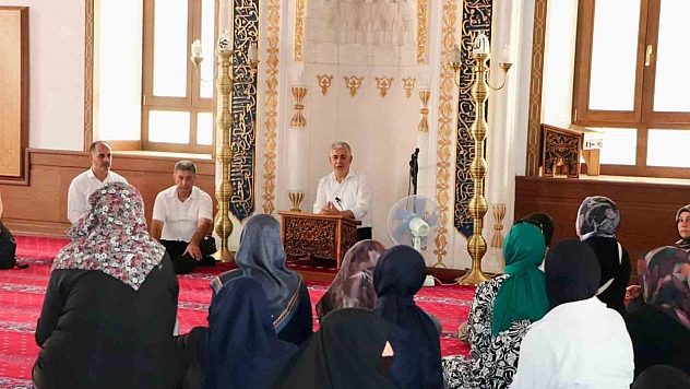 Elazığ'da Umre Adaylarına Hazırlık Eğitimi Verildi