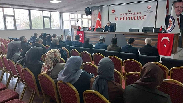 Elazığ'da vaizler bir etkinlikte bir araya geldi.
