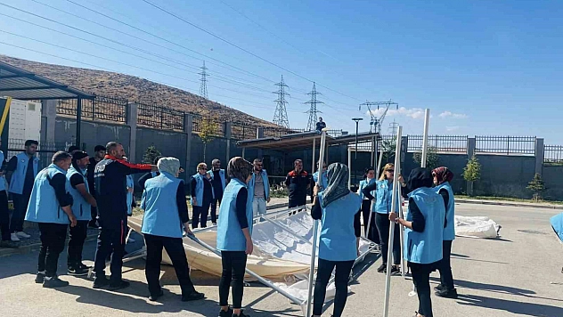 Elazığ'da yangın söndürme ve çadır kurma eğitimine ilişkin düzenlemeler yapıldı.