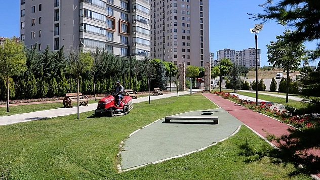 Elazığ'da Yeşil Alanlarda Bakım ve Düzenleme Mesaisi