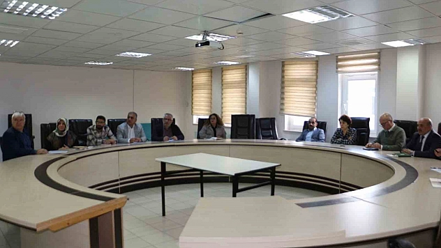 Elazığ'daki hastanelerin sunduğu hizmetler değerlendirildi.