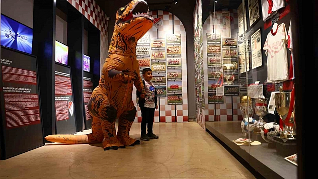 Elazığ Kent Müzesinde Dinozor Sürprizi