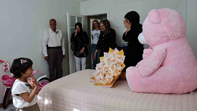 Elazığ'da Dayanışma Örneği: Zeynep ve Dedesi Yeni Yuvaya Kavuştu