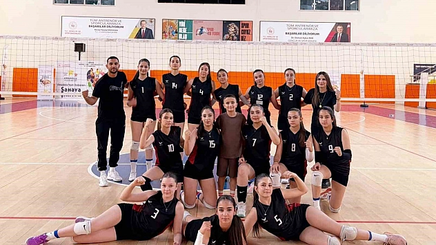 Elazığ'ın Sultanları Yarı Finale Yükseldi