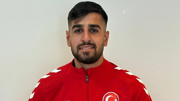 Elazığlı sporcu Karakaş, Türkiye adına temsil edecek.