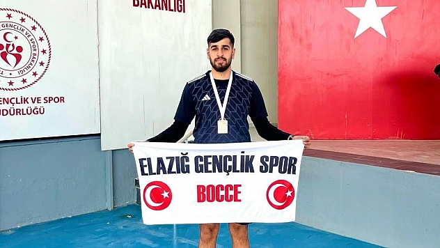 Elazığlı sporcu, Türkiye genelinde üçüncülük elde etti.