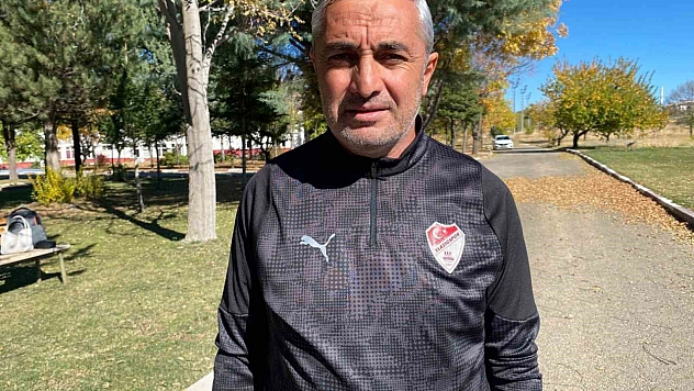 Elazığspor Teknik Direktörü Sarıgül: 'Küçük dikkatsizlikleri gidermek için çalışacağız.'
