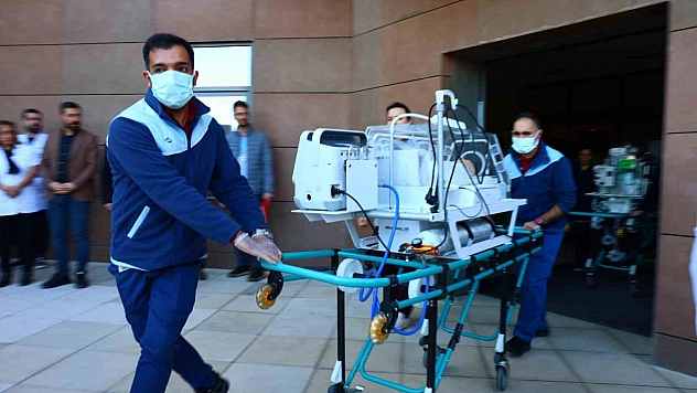 Fethi Sekin Şehir Hastanesi'nde deprem ve yangın tatbikatı gerçekleştirildi