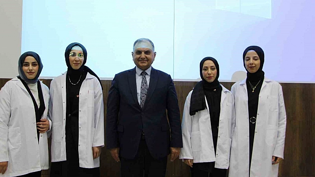 FÜ Eğitim Fakültesi'nde Önlük Giyme Töreni Gerçekleştirildi