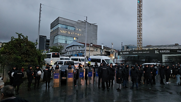 Halk TV'ye Kayyım Atandı: 17 Kişi Hakkında Gözaltı Kararı
