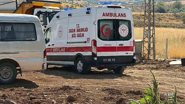 Kamyonun Üzerinden Düştü: Şahıs Yaralandı