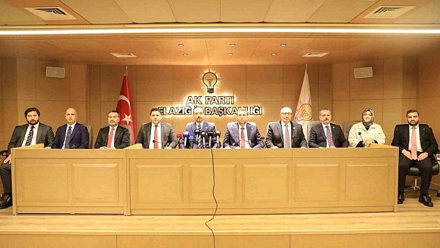 Kürşad Zorlu, Özgür Özel'e tepki gösterdi: 'Atatürk'ün milliyetçiliği, Türkiye'yi şikayet etmek değil, ona değer katmaktır.'