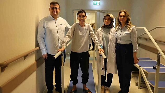 Nadir Görülen Hastalığı Yendi, Başarılı Ameliyatlardan Sonra Sağlığına Kavuştu