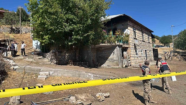 Korkunç Gerçek Otopside Ortaya Çıktı: Yangın Değil, Cinayet ve Gasp!