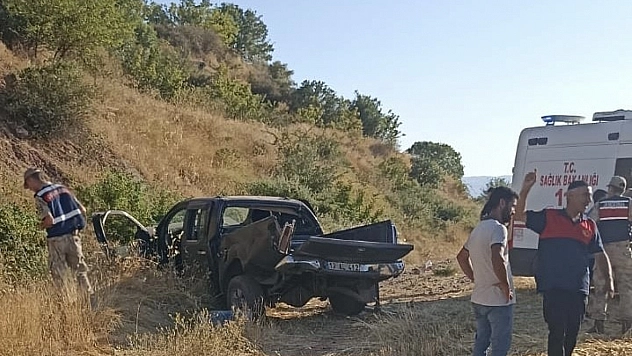 Palu'da Feci Kaza: Kamyonet Şarampole Uçtu