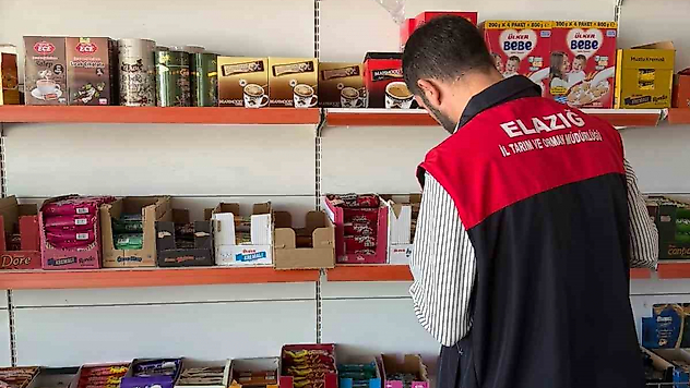 Palu'da Marketlerde Gıda Denetimi Gerçekleştirildi