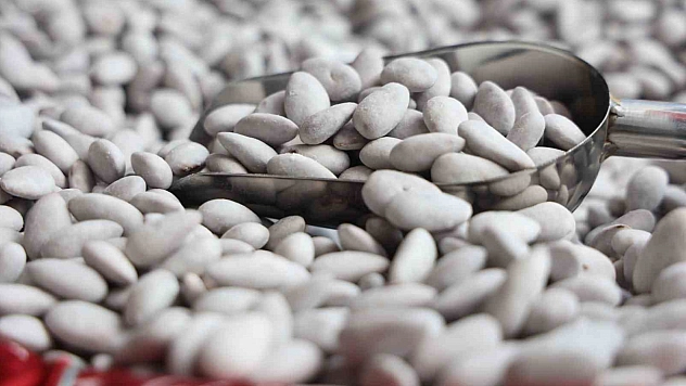 Ramazan Bereketi: Badem Şekerine Yoğun İlgi