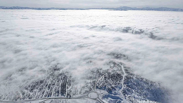 Sis ve karla örtülü Harput, en sakin günlerini geçiriyor.
