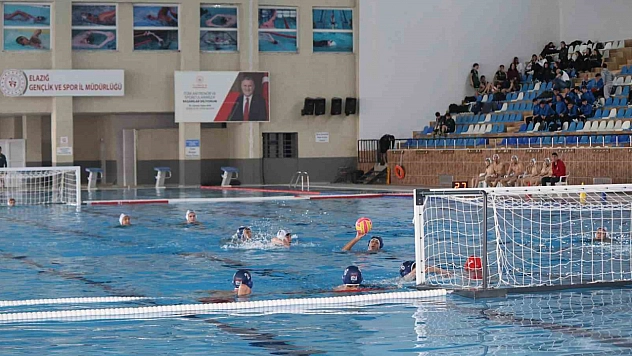 Elazığ'da Türkiye Su Topu Şampiyonası Coşkusu