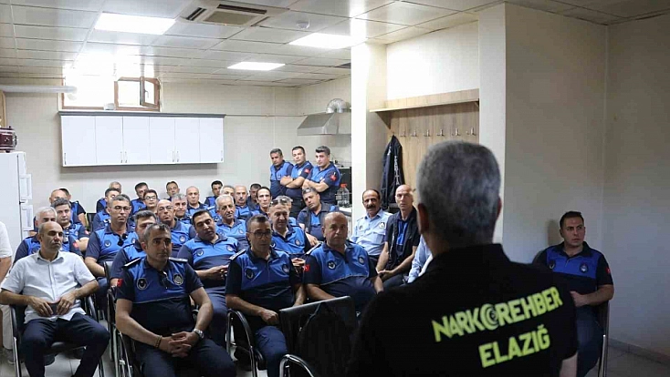 Elazığ'da Narkorehber Semineriyle Uyuşturucuyla Mücadele Anlatıldı