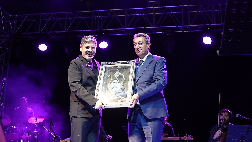 29. Hazar Şiir Akşamları'nda Muhteşem Final: Sivrice'de Ender Balkır Rüzgârı