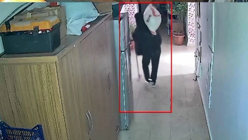 Engelli Vatandaşın Un Çuvalını Çaldı