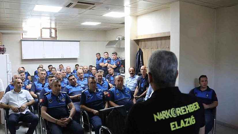 Elazığ'da Narkorehber Semineriyle Uyuşturucuyla Mücadele Anlatıldı