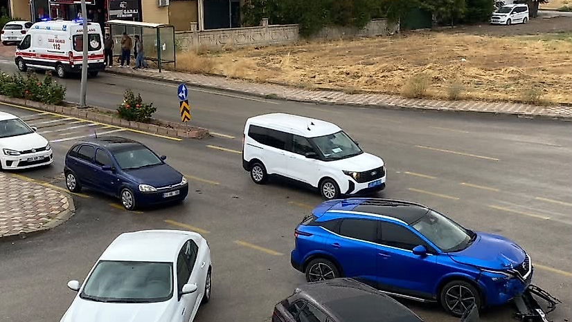 Elazığ'da Trafik Kazasında 1 Kişi Yaralandı