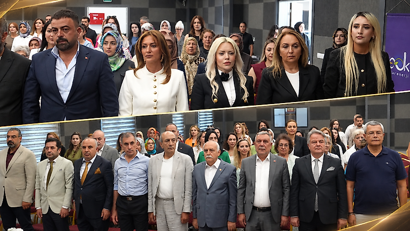 Elazığ'da 'Zirvede Kadın Var!' Coşkusu: Kadın Girişimciler İlham Verdi