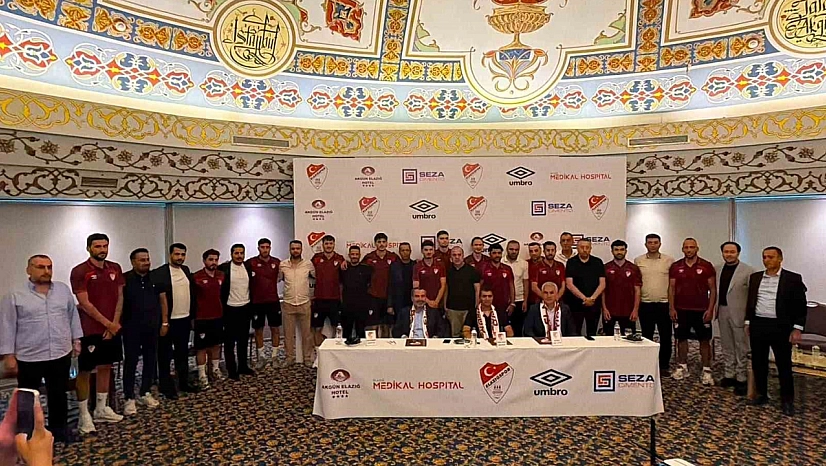 Elazığspor'da İmza Töreni Düzenlendi