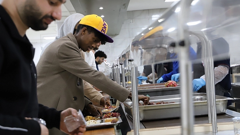 Fırat Üniversitesinde İlk İftara 5 Bin Kişi Katıldı