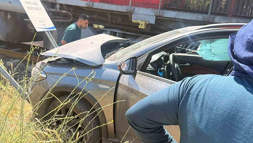Kamerası Manzarayı Değil, Tren Kazasını Kaydetti