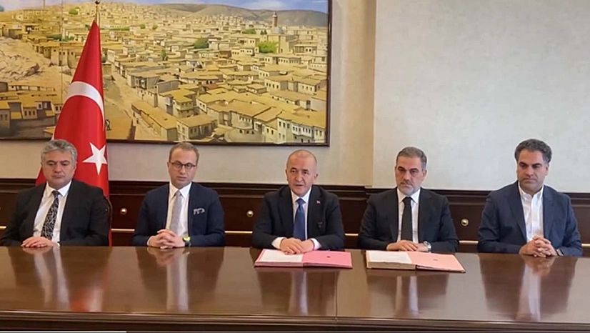 Tetik Ailesinden Eğitime Dev Destek