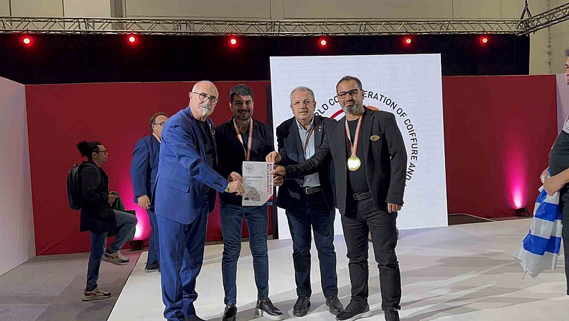 Türk Kuaför, İngiltere'de Dünya Sahnesindeki Yerini Alıyor.