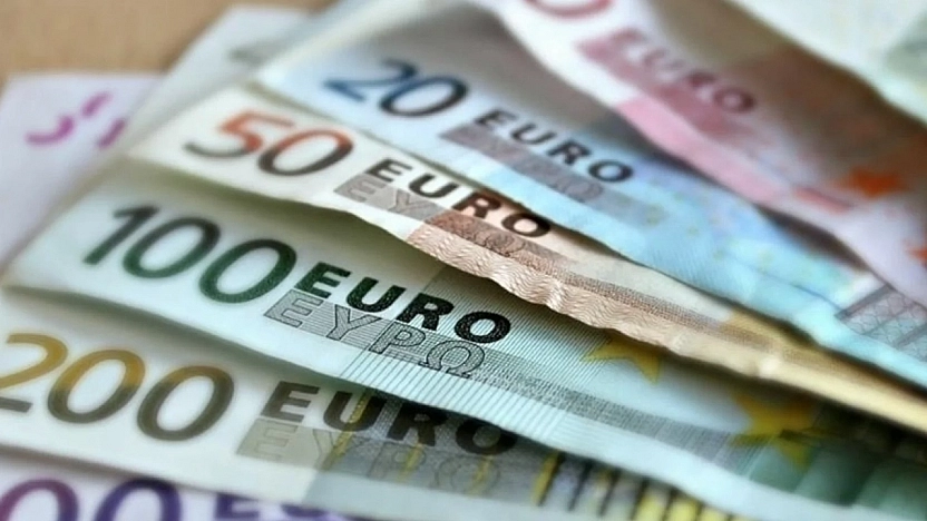 ABD Verisi Sonrası Piyasalar Hareketlendi: Euro Rekor Kırdı!