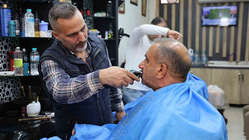 Elazığ'da Berberlerde Bayram Yoğunluğu