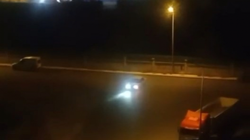 Elazığ'da Drift Atan Sürücü Kamerada