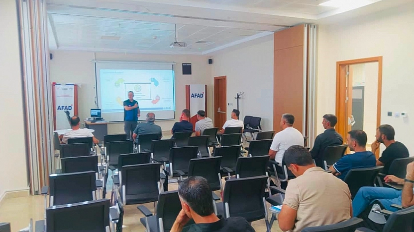 Elazığ'da Güvenlik Korucularına Acil Durum Eğitimi Verildi