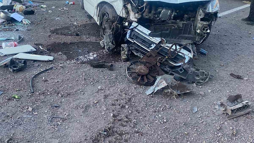 Elazığ'da Korkutan Kaza: Hafif Ticari Araç Takla Attı